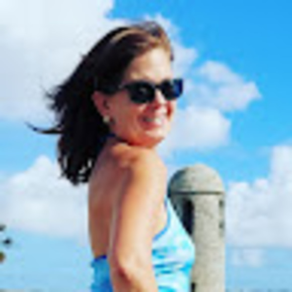 Meet your Posher, Alicia - Picture 1 of 1